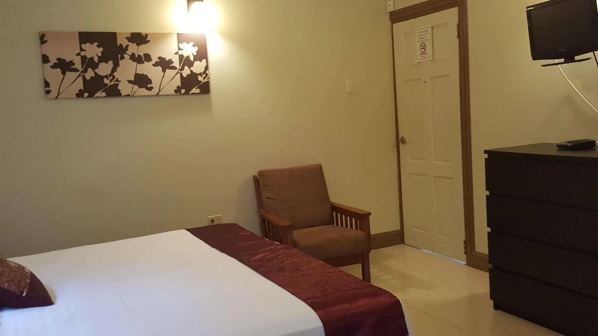 Savannah Maison Guest House Port of Spain 3*,