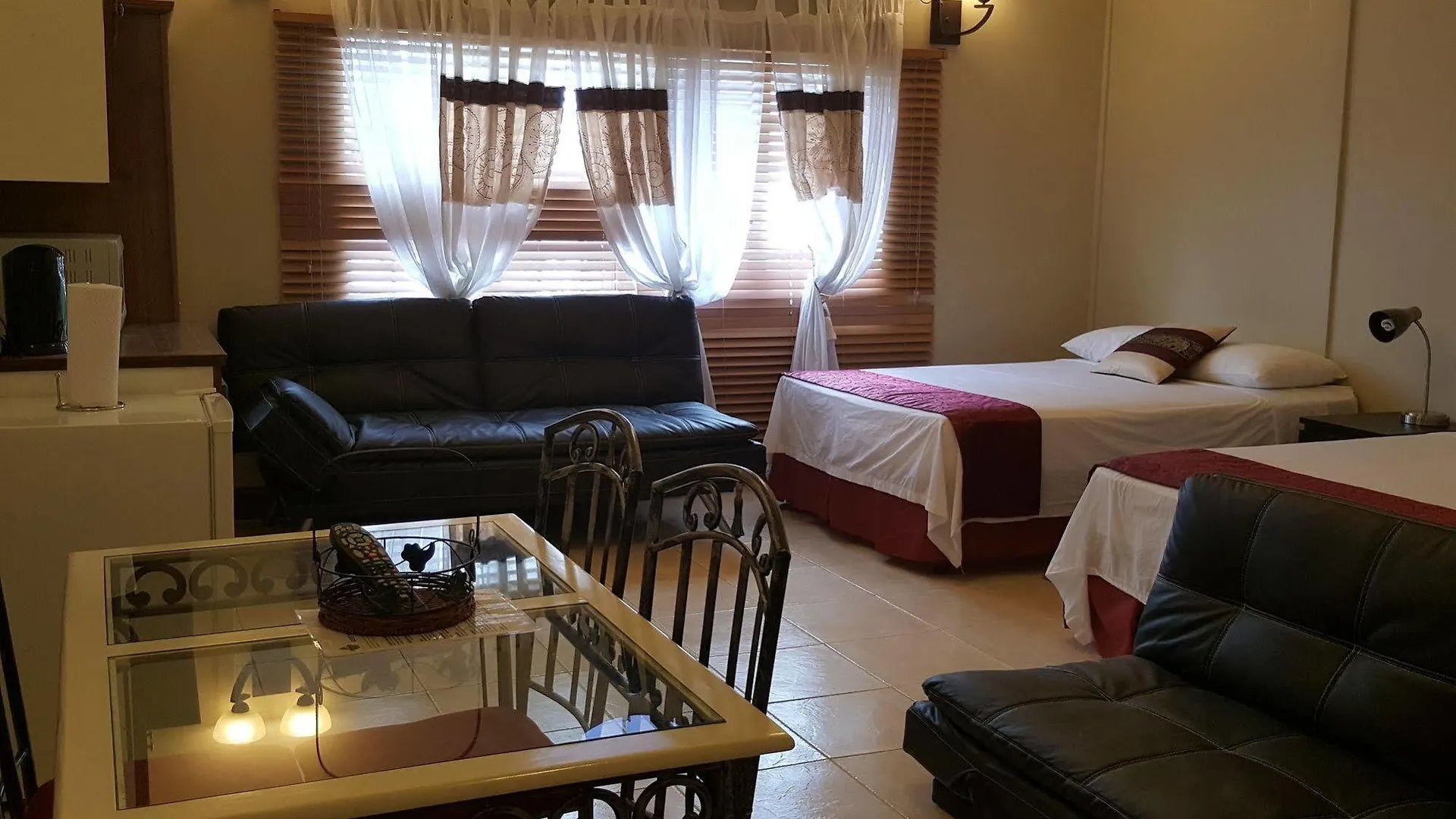 Savannah Maison Guest House Port of Spain 3*,